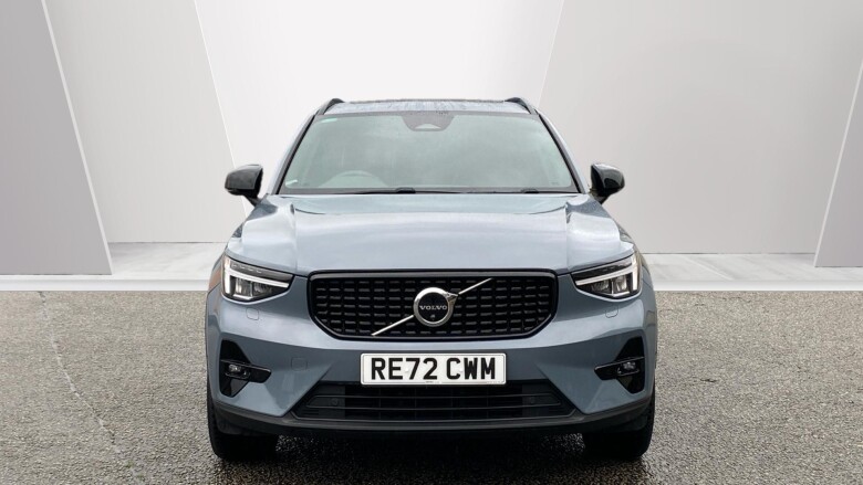 Volvo XC40 2.0 B4P Ultimate Dark 5dr Auto Petrol Estate